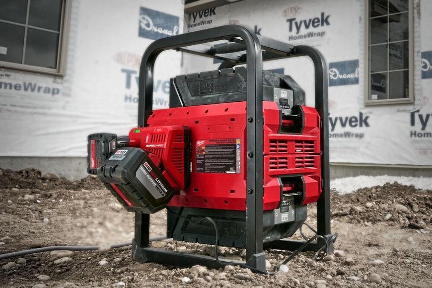Инвертор напряжения аккумуляторный Milwaukee MXF PS-602 4933479266 фото