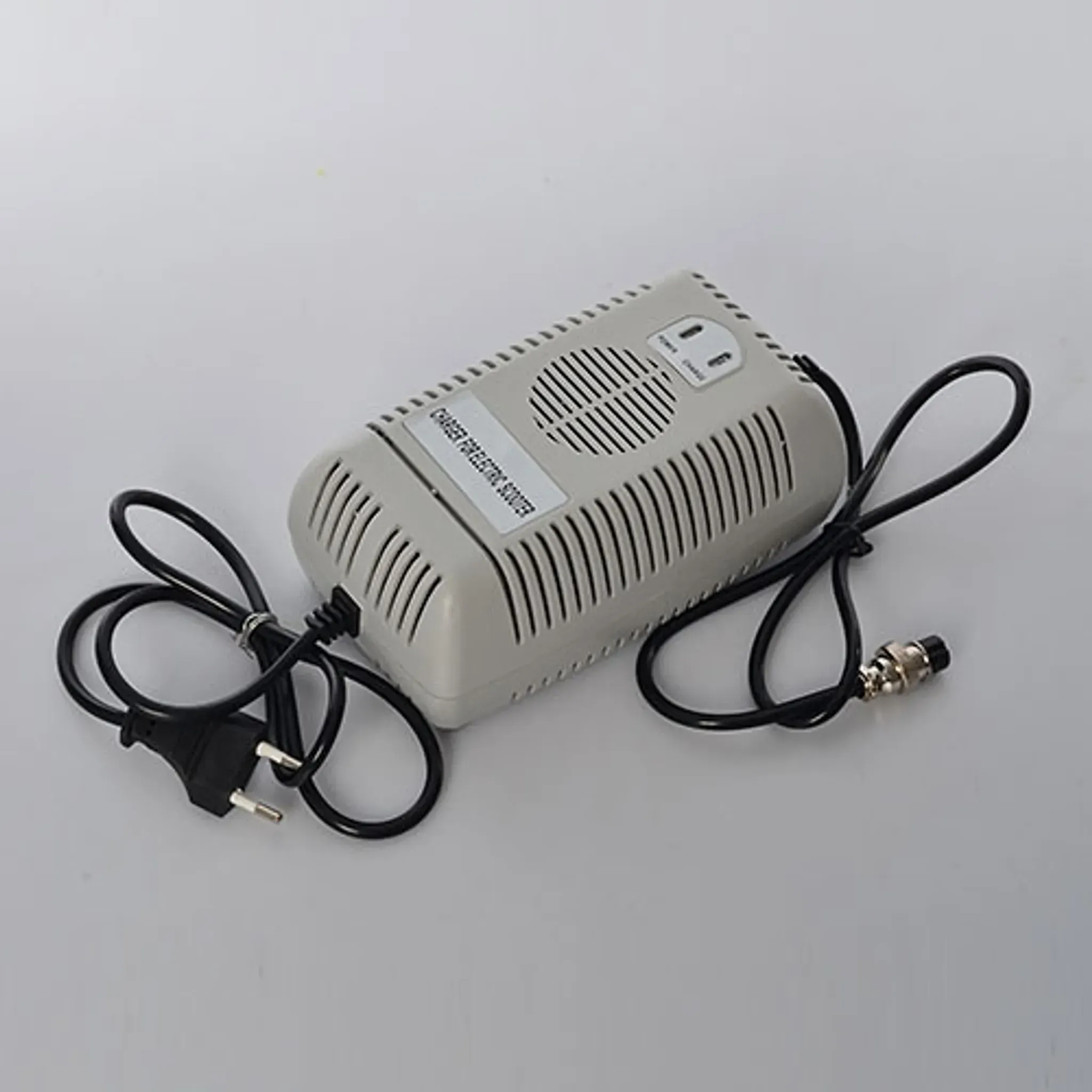Зарядное устройство CHARGER-800Q/800D — купить с доставкой по Украине