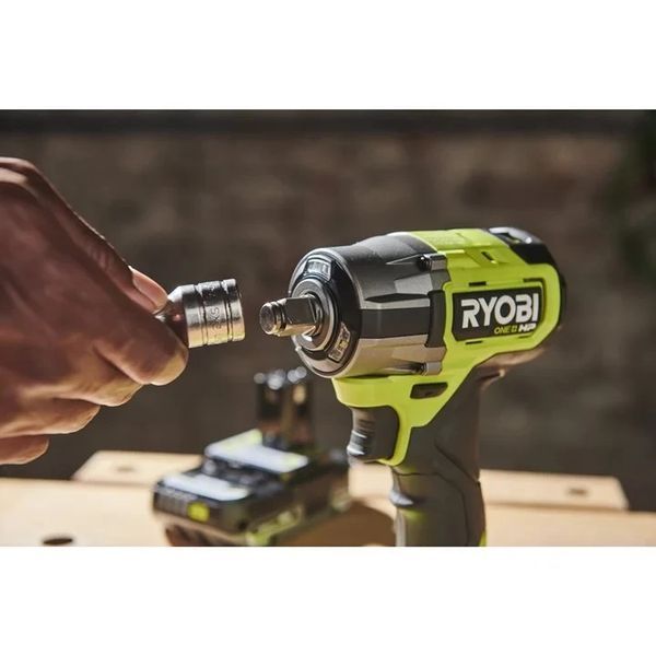 Безщітковий ударний гайковерт Ryobi RIW18C-0 ONE+ 5133005898 фото