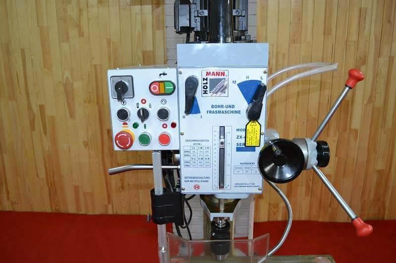 Сверлильно-фрезерный станок Holzmann ZX 40PC ZX40PC_400V фото