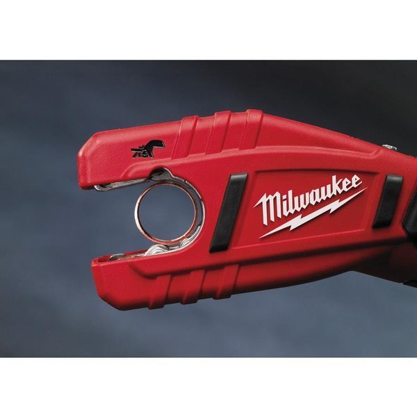 Аккумуляторный труборез MILWAUKEE C12 PC-0 4933411920 фото