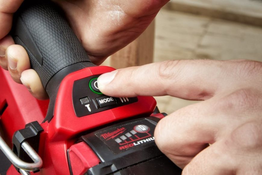 Акумуляторний цвяхозабивач Milwaukee M18 FFN21-0C 4933478993 фото