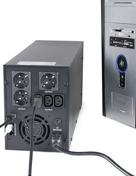 Джерело безперебійного живлення EnerGenie EG-UPS-036 3000VA LCD USB серія Pro 1605665 фото