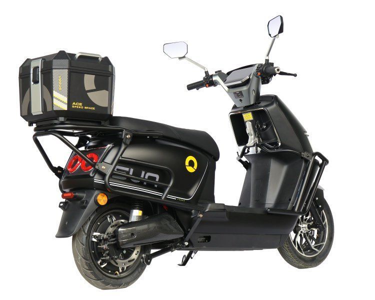 Електроскутер SUNRA K6 PRO (black) 2300 Вт SUNRA K6 PRO фото